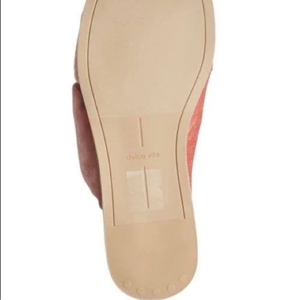 Sold - Picture 5 of 9